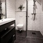 Frogner House - Nationaltheatret 3*